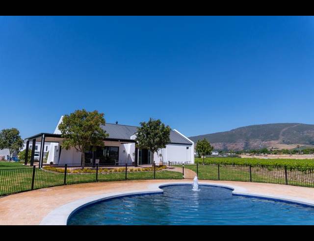 3 BEDROOM HOUSE FOR SALE IN PAARL VALLEIJ LIFESTYLE ESTATE